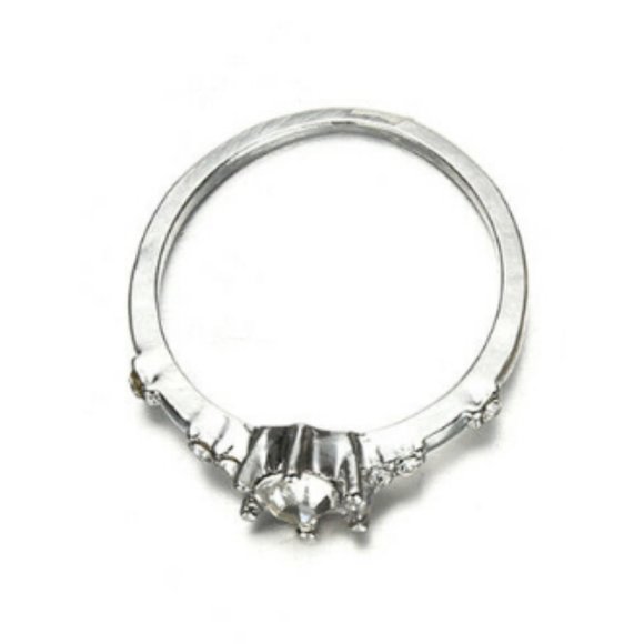 NWOT Beautiful Silver CZ Rhinestone Ring, sz 6 - Picture 9 of 14